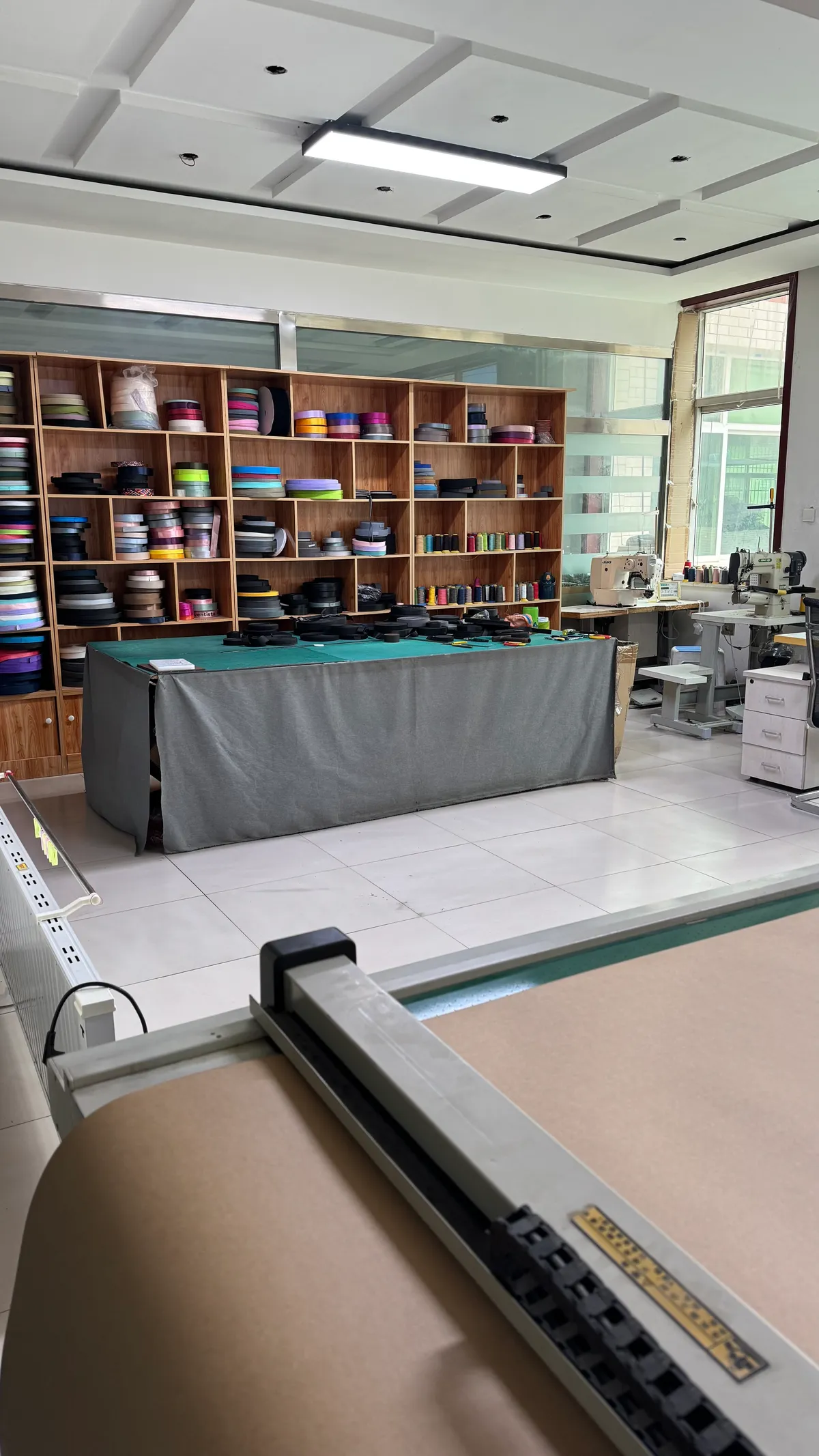 Webbing and binding tape library in the sample room
