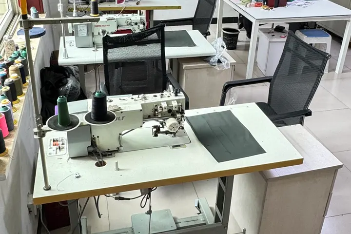 Pattern & sample room
