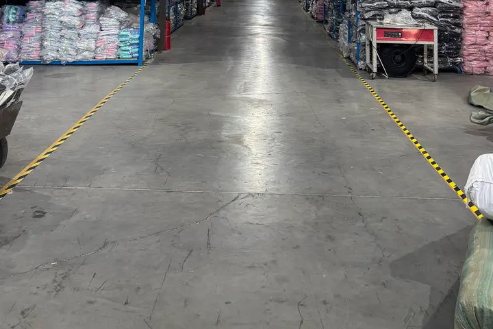 Central aisle of the stock warehouse