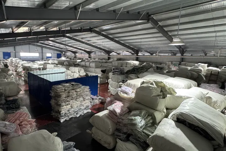 Order picking area in the stock warehouse
